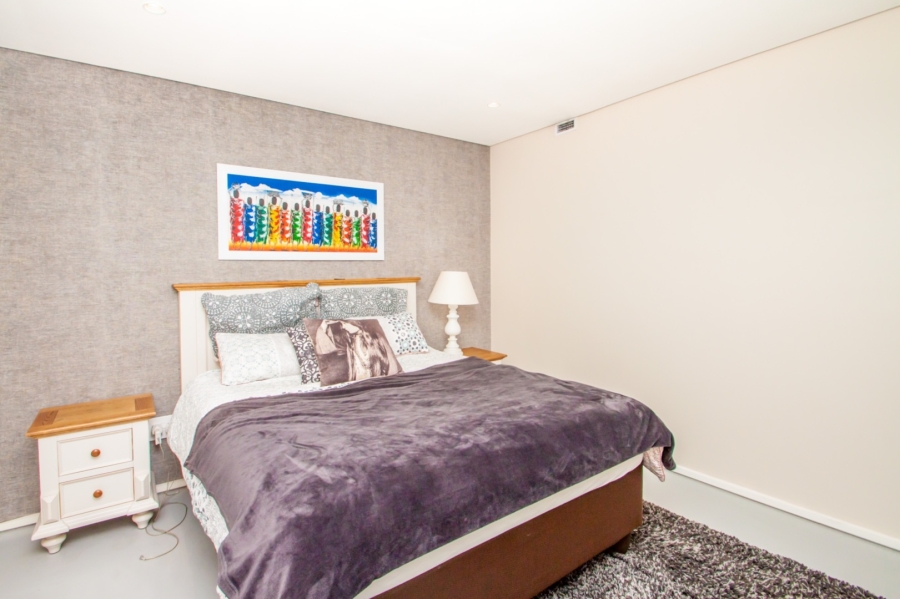 1 Bedroom Property for Sale in Woodstock Western Cape
